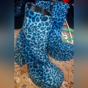90's, vintage, Y2K pumps,drag, punk, fuzzy, boots